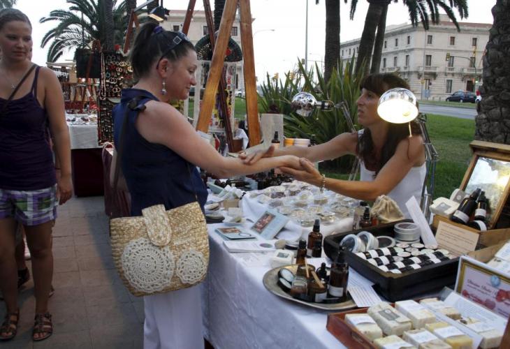 Mercat Setmanal d'Oficis Artesans i Artístics