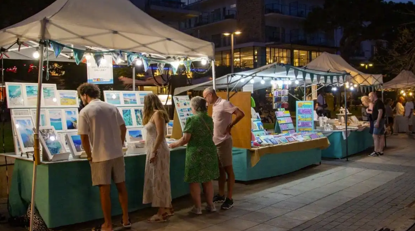 Mercadillo Nocturno de Port de Pollença