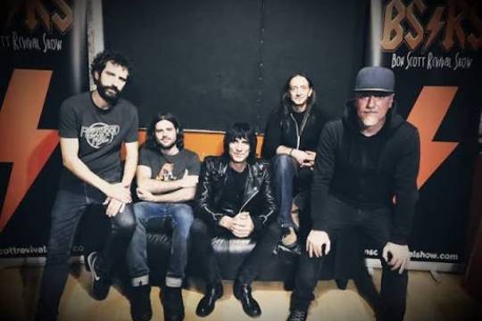 Bon Scott Revival Show: AC/DC-Tribut in Bilbao