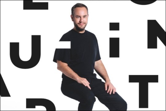 Jorge Blass presents "Ilusionarte" at Teatro Campos Elíseos