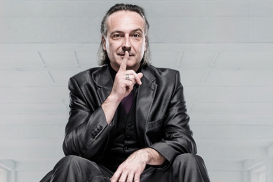 Jeff Toussaint presenta "El Hipnotista" en Bilbao