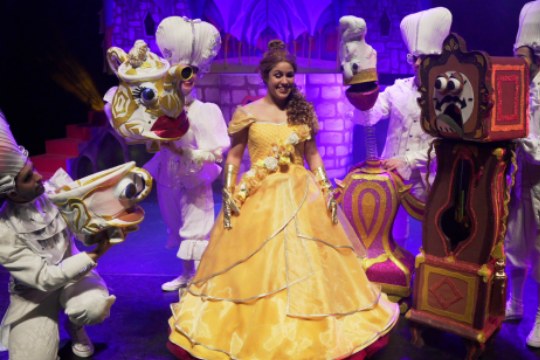 Die Schöne und das Biest - Das Musical im Campos Elíseos