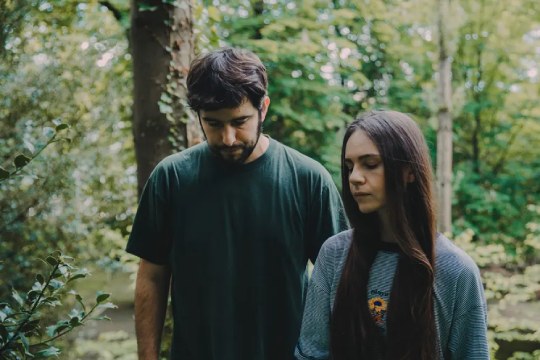 Sara Zozaya y Ke Lepo en concierto en Donostia