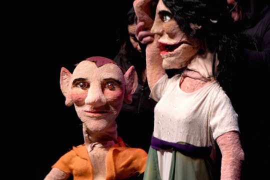 Lamiaren ispilua: Familientheater in Andoain