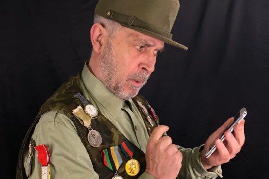 Edu Herrera: „Aquí el enemigo, ¿dígame?“ in Bilbao