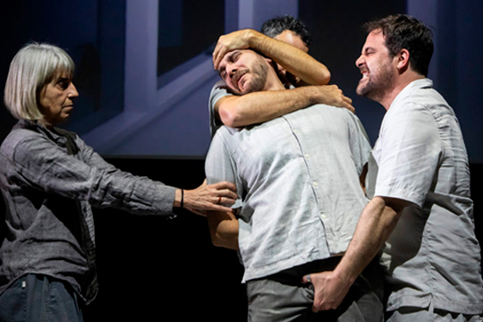 Desobedienteak 18/98: teatro y memoria civil en Astigarraga