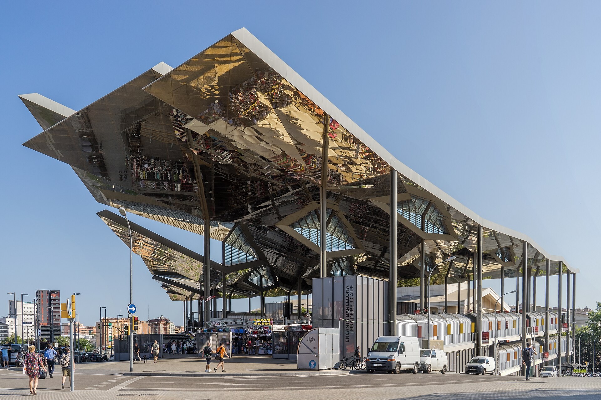 Els Encants Barcelona: the city's big flea market at Glòries